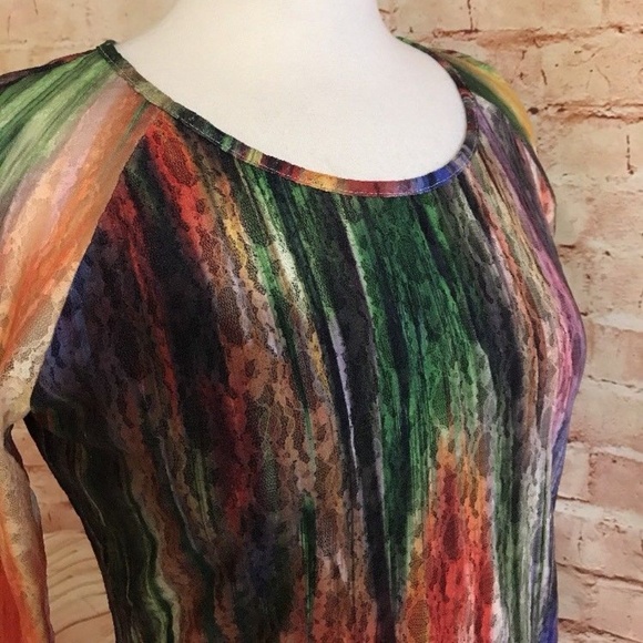 ❤️SALE~Simon Chang Rainbow Lace 3/4 Sleeve Top - Picture 4 of 6